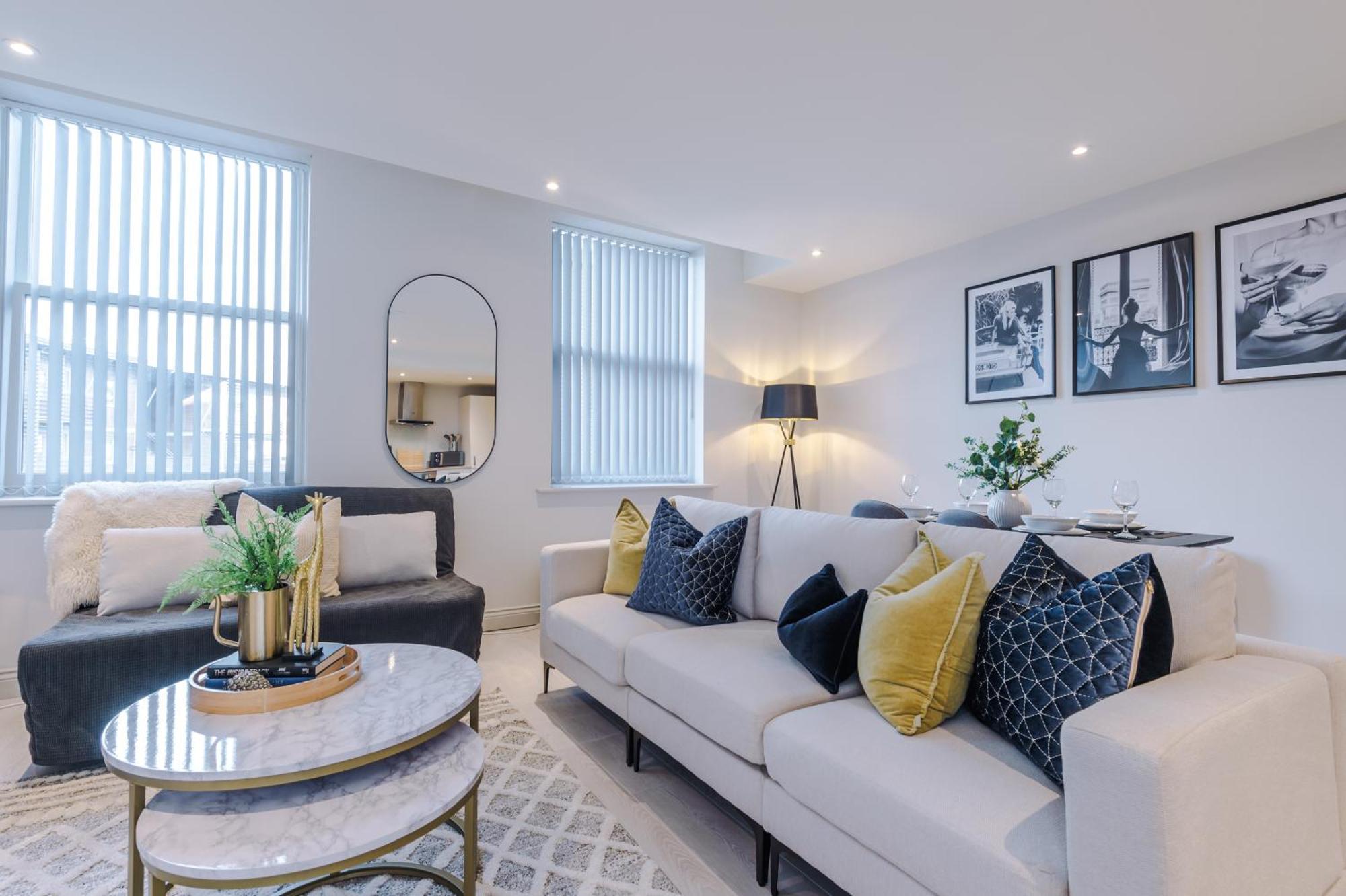 Designer In Leeds Sleeps 5